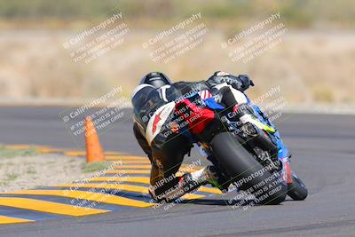 media/Oct-09-2022-SoCal Trackdays (Sun) [[95640aeeb6]]/Turn 14 Backside (1125am)/